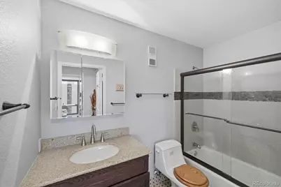 1625 Larimer Street #2106, Denver, CO 80202 - Photo 23