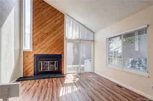 3853 S Genoa Ct, Aurora, CO 80013 - Photo 3
