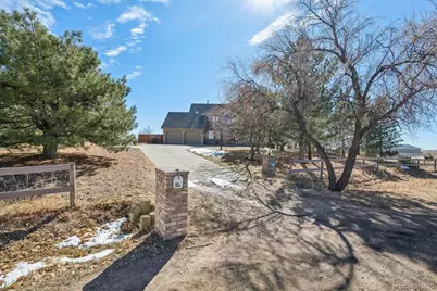 2542 Gentry Place, Watkins, CO 80137 - Photo 3