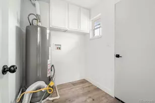 3313 Jasmine St, Denver, CO 80207 - Photo 9