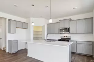 43042 Castle Stuart St, Elizabeth, CO 80107 - Photo 3
