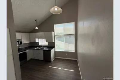 3762 S Danube Circle, Aurora, CO 80013 - Photo 5