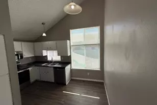 3762 S Danube Cir, Aurora, CO 80013 - Photo 5