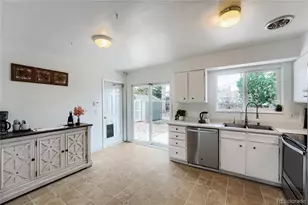 2591 S Naples Way, Aurora, CO 80013 - Photo 3