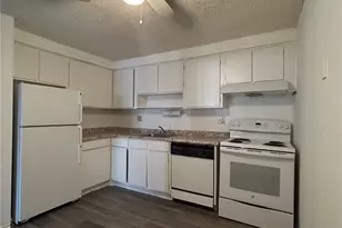 1306 S Parker Rd, Denver, CO 80231 - Photo 3