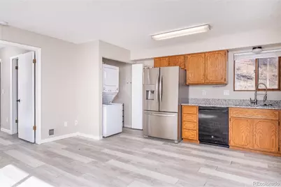 2516 Glen View Avenue, Colorado Springs, CO 80904 - Photo 13