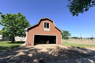 166 3rd Ave, Deer Trail, CO 80105 - Photo 11