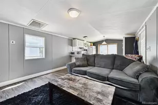 9400 Elm Ct, Denver, CO 80260 - Photo 11