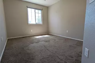 19613 E 39th Ave, Denver, CO 80249 - Photo 23