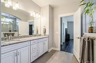 9962 E 60th Ave, Denver, CO 80238 - Photo 25