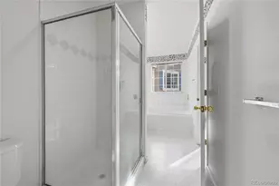 5555 E Briarwood Ave, Centennial, CO 80122 - Photo 17