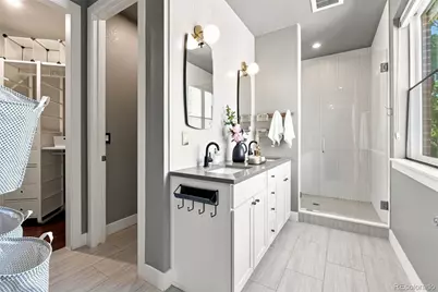2432 N Washington Street, Denver, CO 80205 - Photo 15