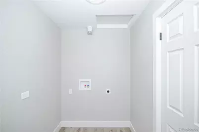 3080 Dahlia Street, Denver, CO 80207 - Photo 11