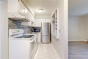 5770 E Warren Ave, Denver, CO 80222 - Photo 13