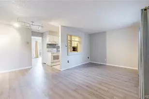 5770 E Warren Ave, Denver, CO 80222 - Photo 9