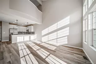 2714 W Greens Ln, Littleton, CO 80123 - Photo 9