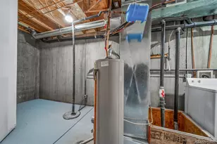 2714 W Greens Ln, Littleton, CO 80123 - Photo 35