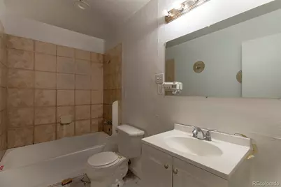 1996 S Olathe Street, Aurora, CO 80013 - Photo 11