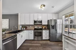 10537 W Maplewood Dr, Littleton, CO 80127 - Photo 7