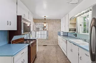 2345 S Monroe St, Denver, CO 80210 - Photo 9
