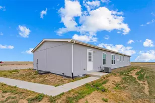 5676 Co Rd 77, Roggen, CO 80652 - Photo 29