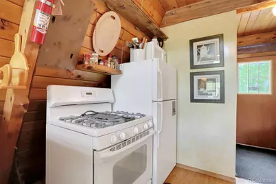 1121 Gcr 2416, Kremmling, CO 80459 - Photo 19