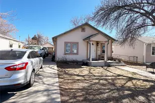 1922 Fulton St, Aurora, CO 80010 - Photo 3