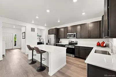 2144 S Fultondale Court, Aurora, CO 80018 - Photo 3