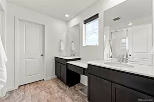2144 S Fultondale Ct, Aurora, CO 80018 - Photo 15