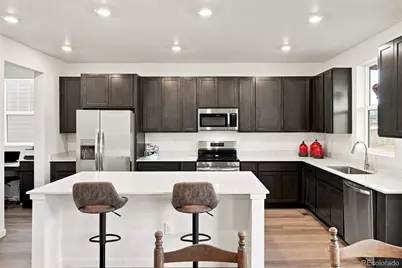2144 S Fultondale Court, Aurora, CO 80018 - Photo 5