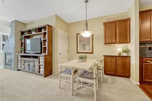 8460 Canyon Rim Trail, Englewood, CO 80112 - Photo 13