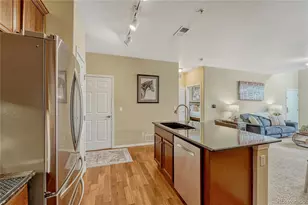 8460 Canyon Rim Trail, Englewood, CO 80112 - Photo 19