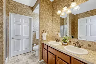 8460 Canyon Rim Trail, Englewood, CO 80112 - Photo 27