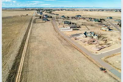 49920 Antelope Drive E, Bennett, CO 80102 - Photo 5