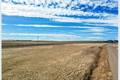 49920 Antelope Drive E, Bennett, CO 80102 - Photo 13