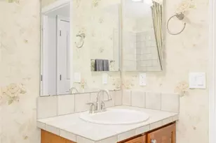 7645 S Addison Way, Aurora, CO 80016 - Photo 17