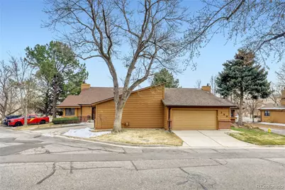 204 S Eagle Circle, Aurora, CO 80012 - Photo 3