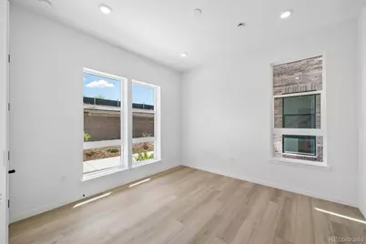 11463 E Briarwood Circle, Centennial, CO 80112 - Photo 3