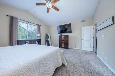 26037 E Ellsworth Place, Aurora, CO 80018 - Photo 17