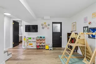 3696 Magnolia St, Denver, CO 80207 - Photo 17
