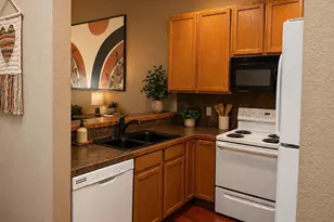 1048 Tierra Ln, Fort Collins, CO 80521 - Photo 3
