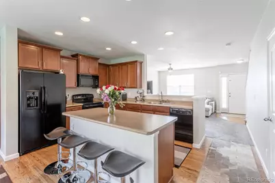 10250 Olathe Street, Commerce City, CO 80022 - Photo 7