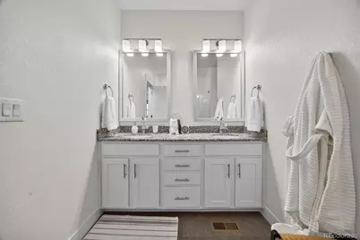 10076 E 63rd Avenue, Denver, CO 80238 - Photo 7