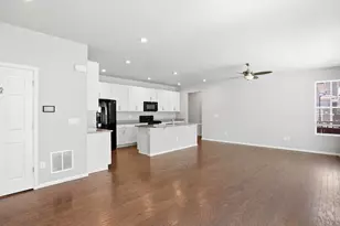 8260 S Trails Edge Ct, Centennial, CO 80112 - Photo 5
