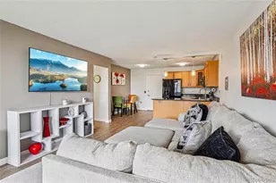 909 N Logan Street, Denver, CO 80203 - Photo 9