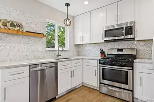 3850 S Olathe Cir, Aurora, CO 80013 - Photo 9