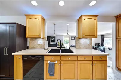 6616 S Lincoln Street, Centennial, CO 80121 - Photo 5