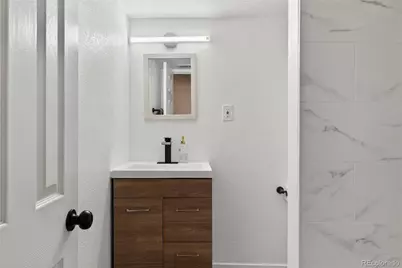 15306 E Brown Place, Aurora, CO 80013 - Photo 17