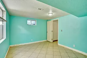 2420 Cottonwood Dr, Denver, CO 80221 - Photo 29