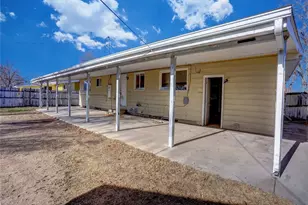 2420 Cottonwood Dr, Denver, CO 80221 - Photo 33